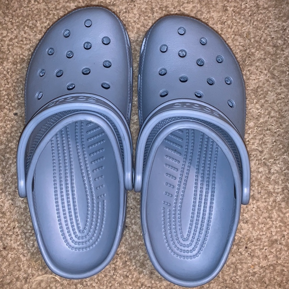 Crocs, women’s size 8, light blue